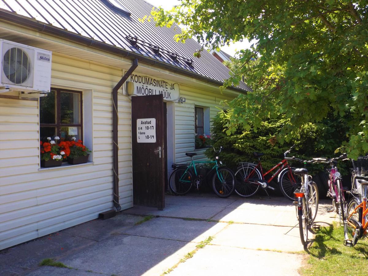 Kullerkupu Hostel Kuressaare Exteriér fotografie